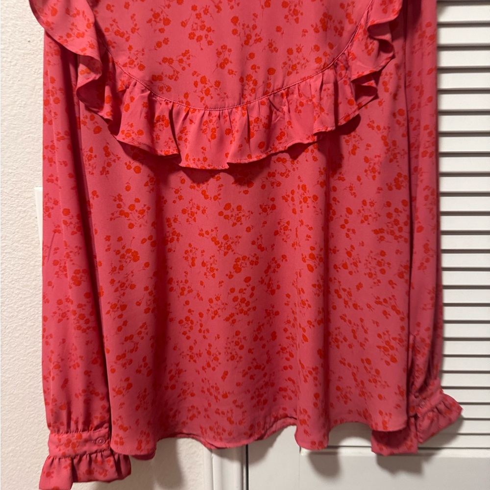Ann Taylor Coral Floral Top